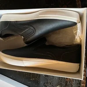Vince | Shoes | Vince Fairfax New In The Box Size 15 | Poshmark display picture 3